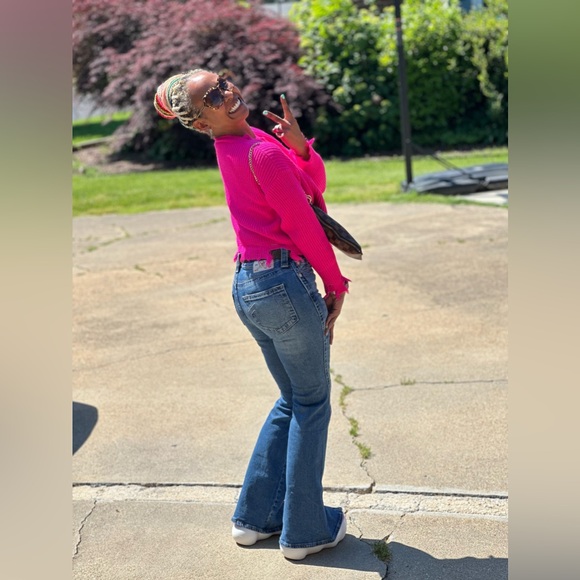 Live flyer let’s shop to we drop.❤️ low start items for live show pls take a pic - Picture 16 of 16